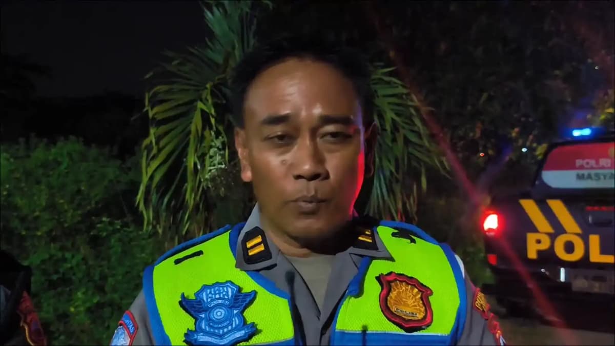 Kerbau kurban lepas seruduk warga
