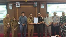 Enggan Tanggapi Sudewo, Plt Bupati Pati Fokus Kerja